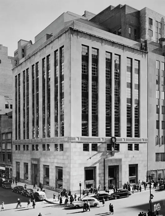 Framed Print : Tiffany & Co. Midtown Manhattan, NYC