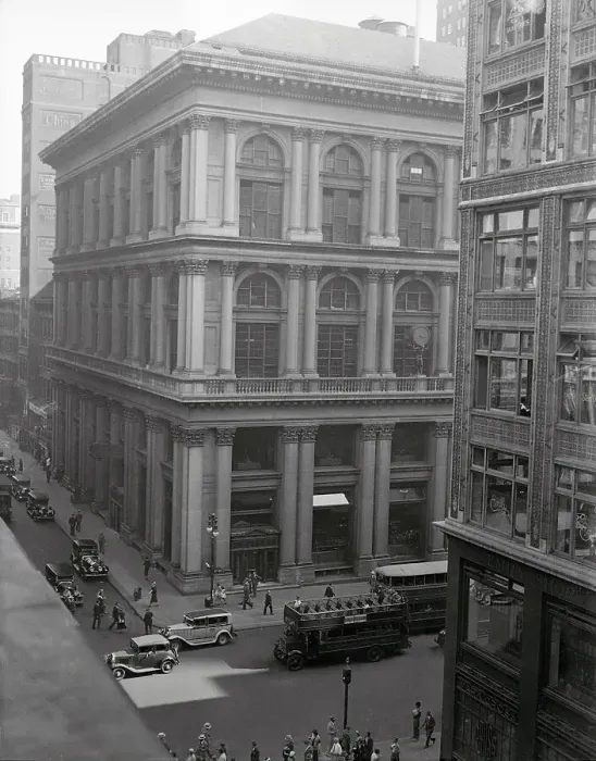 Framed Print : Tiffany and Company Building Framed Print : Tiffany and Company Building