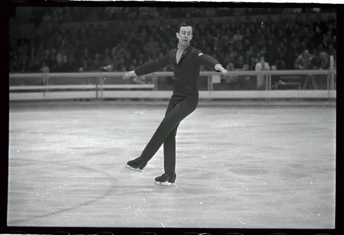 Framed Print : Tim Wood in Action on the Ice Framed Print : Tim Wood in Action on the Ice