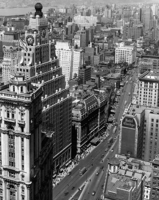 Framed Print : Times Square, 1933 Framed Print : Times Square, 1933