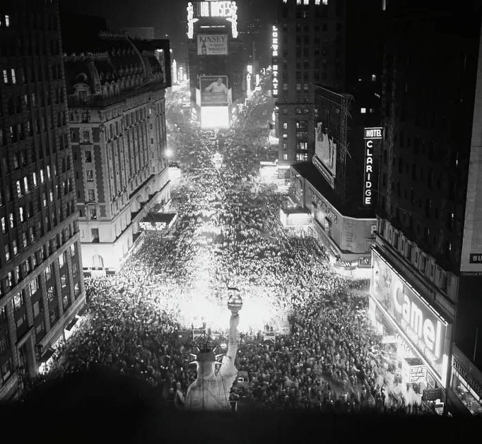 Framed Print : Times Square Crowd Framed Print : Times Square Crowd