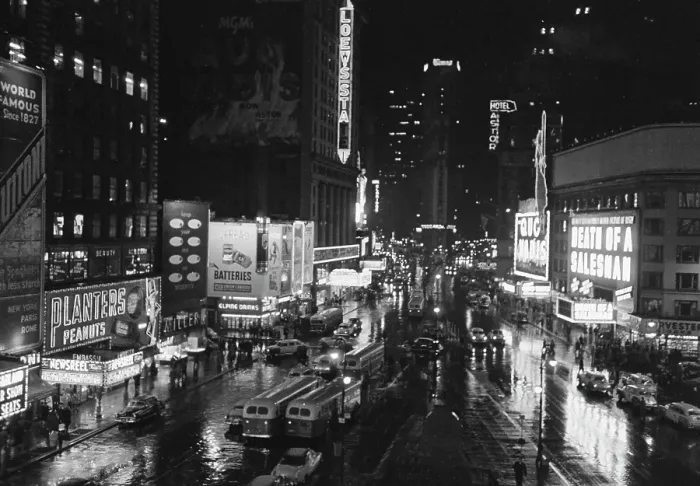Framed Print : Times Square At Night Framed Print : Times Square At Night