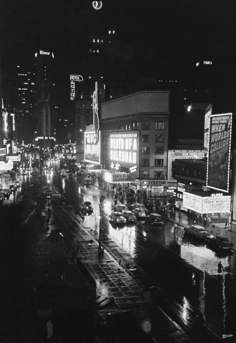 Framed Print : Times Square At Night Framed Print : Times Square At Night