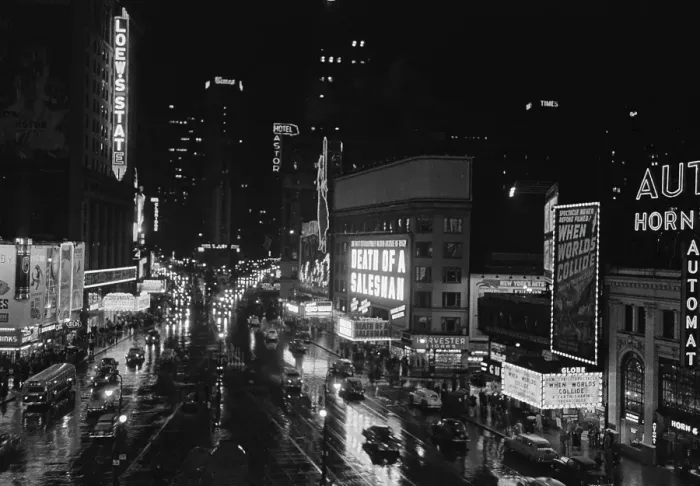 Framed Print : Times Square At Night Framed Print : Times Square At Night