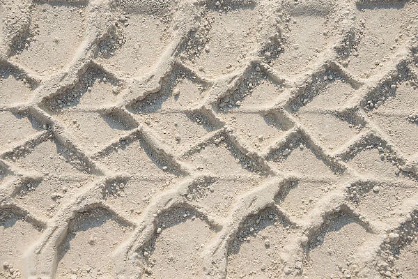 Tire tracks in the sand, Etosha Pan, Etosha National Park, Namibia