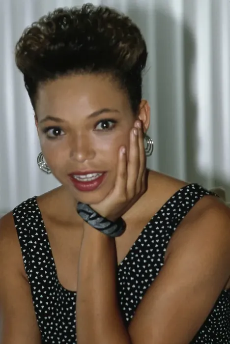 Framed Print : Tisha Campbell Photoshoot Framed Print : Tisha Campbell Photoshoot