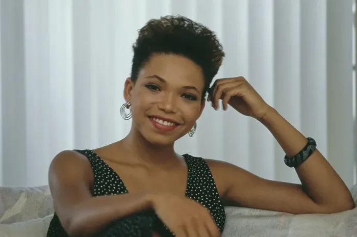 Framed Print : Tisha Campbell Photoshoot Framed Print : Tisha Campbell Photoshoot