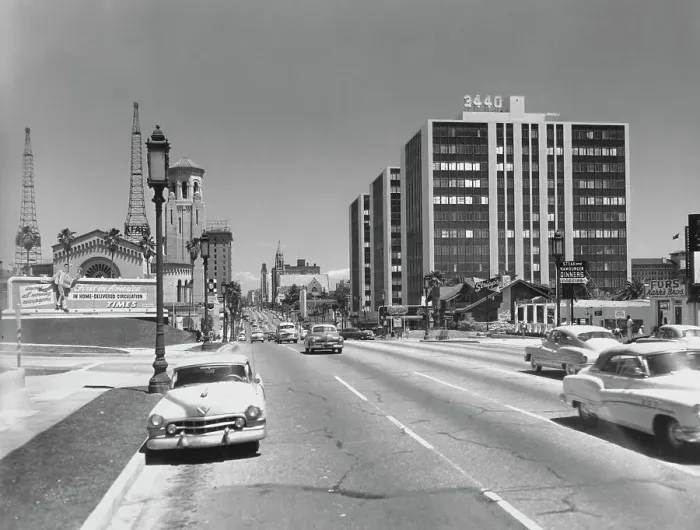 Framed Print : Tishman Buildings On Wilshire Boulevard Framed Print : Tishman Buildings On Wilshire Boulevard