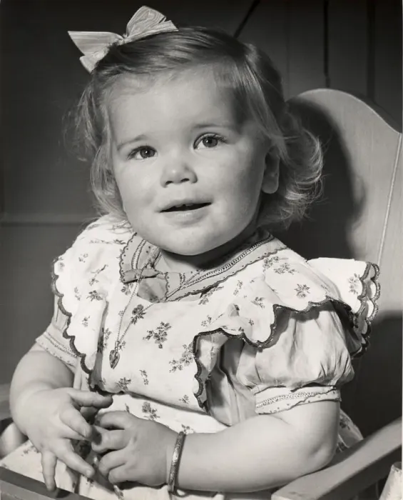 Framed Print : Toddler sitting in her highchair Framed Print : Toddler sitting in her highchair