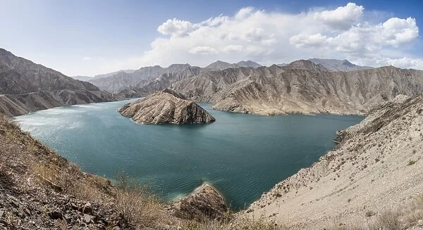 Toktogul Dam, reservoir, Jalah-Abad, Kyrgyzstan