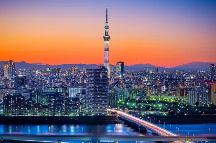Framed Print : Tokyo Skytree in Twilight Framed Print : Tokyo Skytree in Twilight