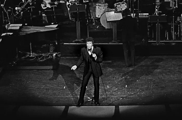 Framed Print : Tom Jones. LAS VEGAS - APRIL 20: Welsh singer Tom Jones performs at the Framed Print : Tom Jones. LAS VEGAS - APRIL 20: Welsh singer Tom Jones performs at the