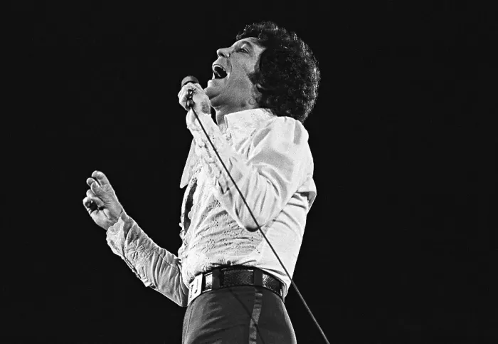 Framed Print : Tom Jones. ATLANTA - SEPTEMBER 16: Welsh singer Tom Jones performs at the Framed Print : Tom Jones. ATLANTA - SEPTEMBER 16: Welsh singer Tom Jones performs at the