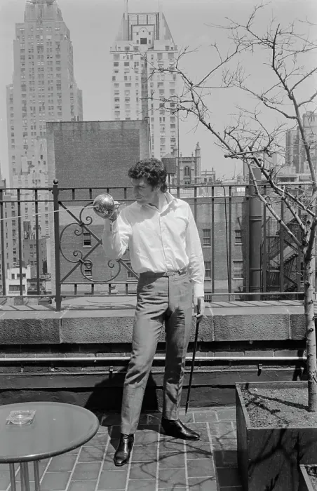 Framed Print : Tom Jones In New York City Framed Print : Tom Jones In New York City