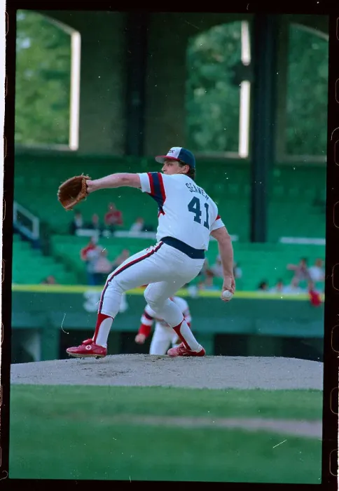 Framed Print : Tom Seaver Pitching Baseball Framed Print : Tom Seaver Pitching Baseball