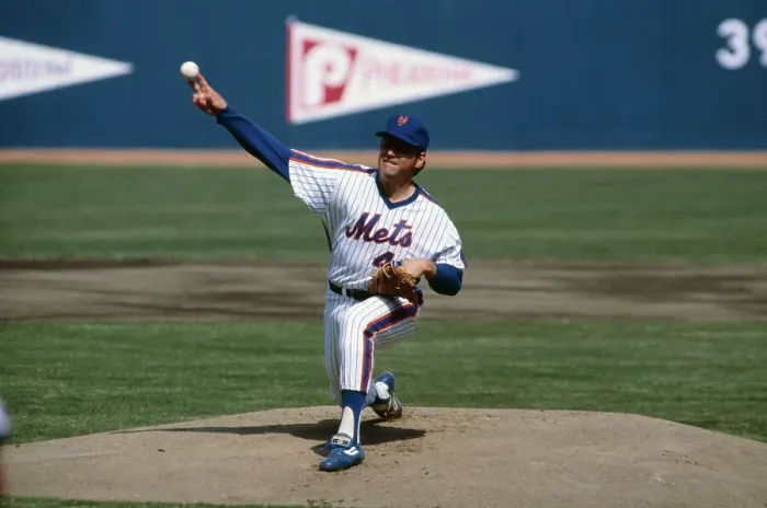 Framed Print : Tom Seaver in Pitching Position Framed Print : Tom Seaver in Pitching Position