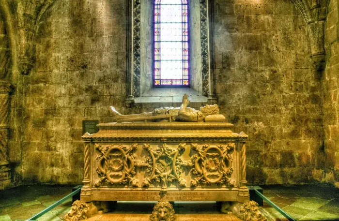 Framed Print : Tomb of Poet LuAis de Camaes in the JerAonimos Monastery, Lisbon - Portugal Framed Print : Tomb of Poet LuAis de Camaes in the JerAonimos Monastery, Lisbon - Portugal