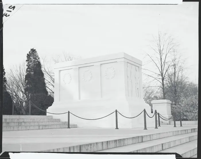 Framed Print : Tomb of the Unknown Soldier Framed Print : Tomb of the Unknown Soldier