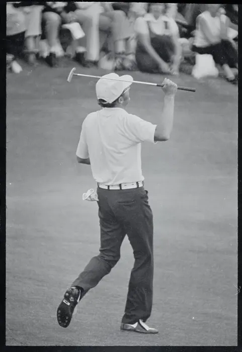 Framed Print : Tommy Aaron After Missing His Birdie Framed Print : Tommy Aaron After Missing His Birdie