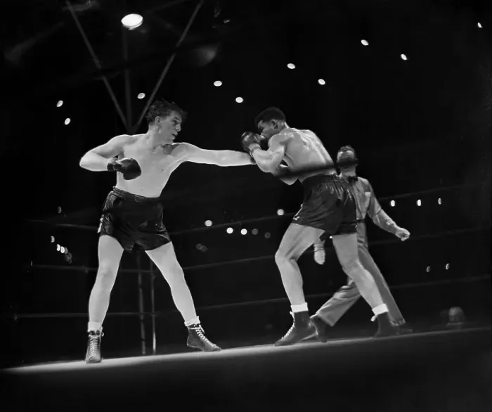 Framed Print : Tommy Farr and Joe Louis During Bout Framed Print : Tommy Farr and Joe Louis During Bout