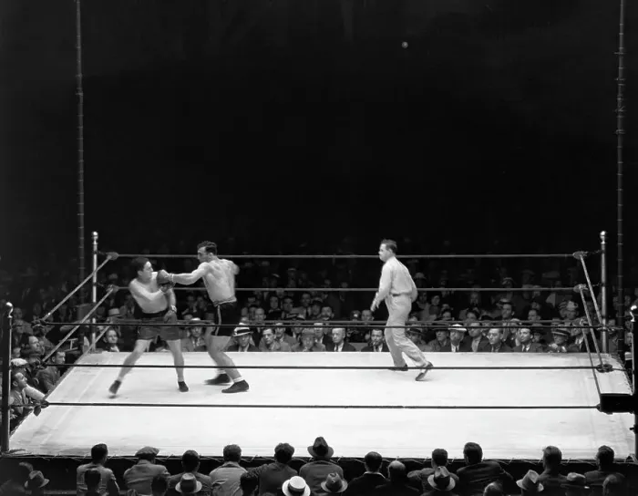 Framed Print : Tommy Loughran Vs. Primo Carnera Framed Print : Tommy Loughran Vs. Primo Carnera