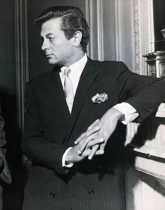Framed Print : Tony Curtis Framed Print : Tony Curtis