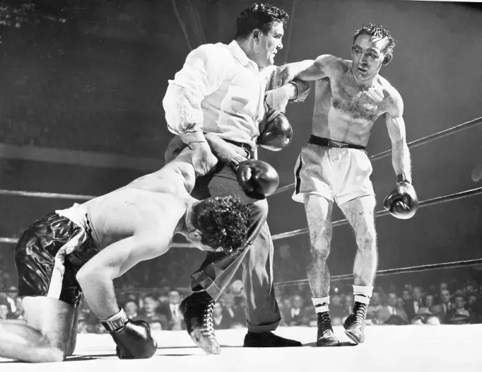 Framed Print : Tony Demarco and Carmen Basilio Framed Print : Tony Demarco and Carmen Basilio