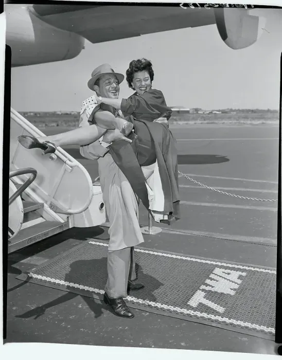 Framed Print : Tony Martin Holding Cyd Charisse Framed Print : Tony Martin Holding Cyd Charisse
