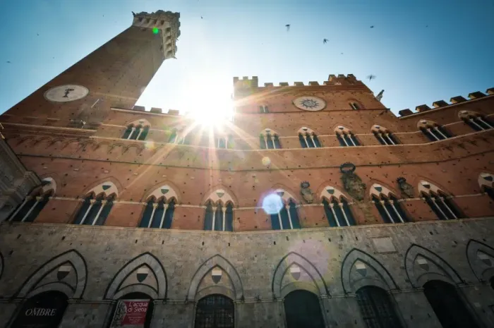 Framed Print : Torre del Mangia, Siena Framed Print : Torre del Mangia, Siena