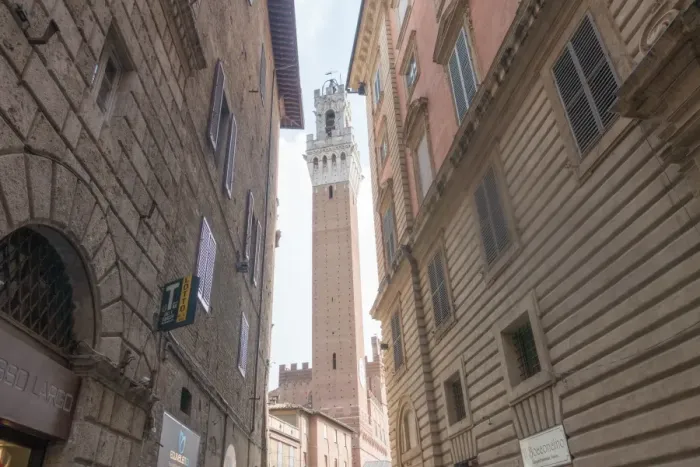 Framed Print : Torre del Mangia, Siena, Italy Framed Print : Torre del Mangia, Siena, Italy