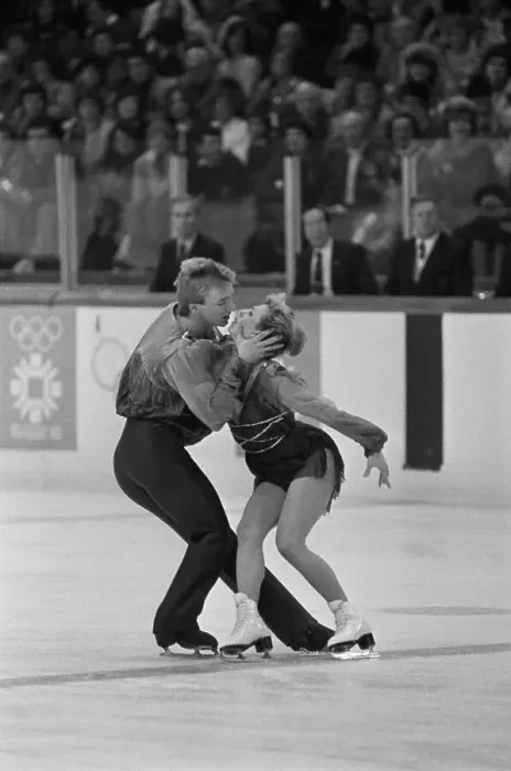 Framed Print : Torvill and Dean Skating to Bolero Framed Print : Torvill and Dean Skating to Bolero