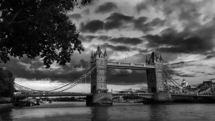 Framed Print : Tower Bridge Framed Print : Tower Bridge