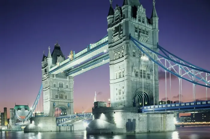 Framed Print : Tower Bridge, London, England, United Kingdom Framed Print : Tower Bridge, London, England, United Kingdom