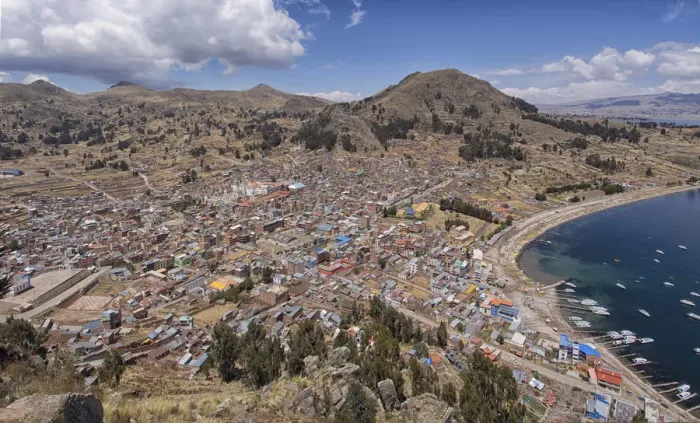 Framed Print : The town of Copacabana with its bay, Lake Titicaca, Laz Paz, Bolivia Framed Print : The town of Copacabana with its bay, Lake Titicaca, Laz Paz, Bolivia