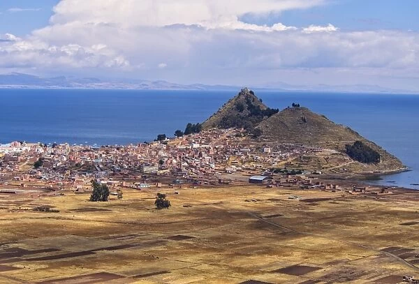 The town of Copacabana on the shores of the lake Titicaca, Bolivian plateau Altiplano, La Paz, Bolivia