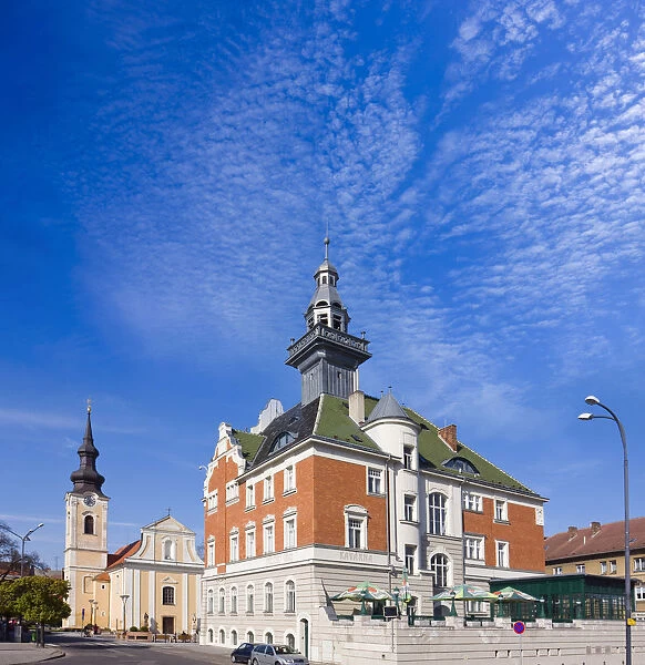 Town Hall, Masaryk Square No. 53-1, and Church of St. Lawrence, cultural heritage, HodonAzAin, HodonAzAin district, South Moravia region, Czech Republic, Europe