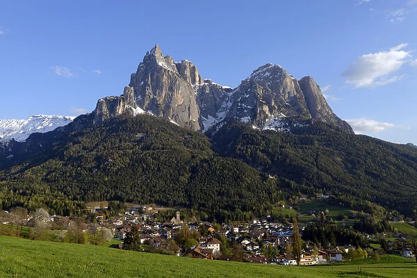Town of Seis am Schlern with Mt Schlern, Eisack Valley, South Tyrol, Italy