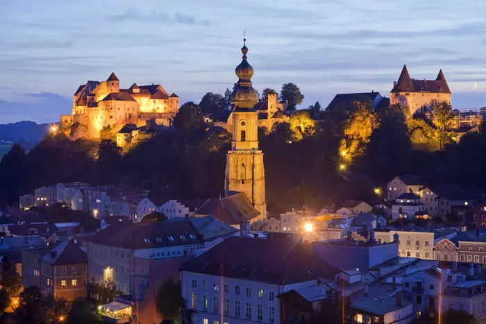 Framed Print : Townscape with Burghausen Castle and the parish church of St. Jacob, at night, Burghausen, Upper Bavaria, Bavaria, Germany Framed Print : Townscape with Burghausen Castle and the parish church of St. Jacob, at night, Burghausen, Upper Bavaria, Bavaria, Germany