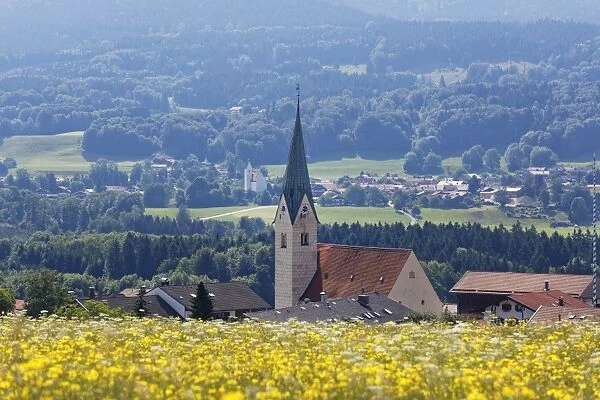 Townscape, Torwang and Grainbach at the back, Samerberg, Chiemgau, Upper Bavaria, Bavaria, Germany