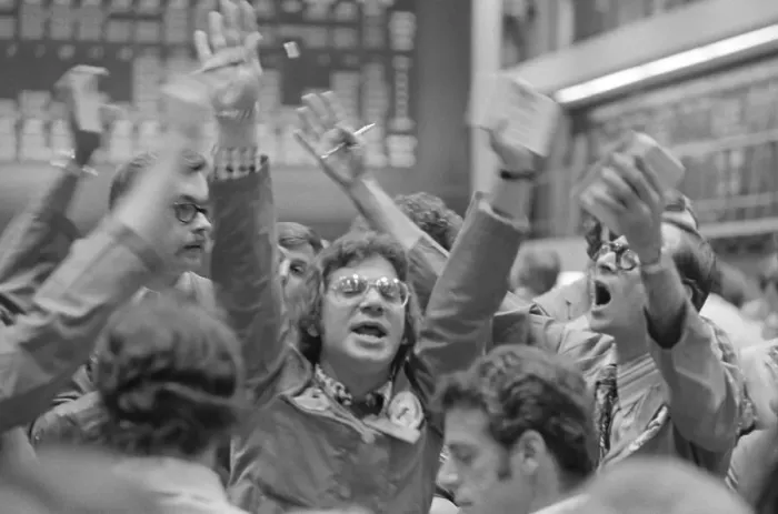 Framed Print : Traders on Chicago Mercantile Exchange Floor Framed Print : Traders on Chicago Mercantile Exchange Floor