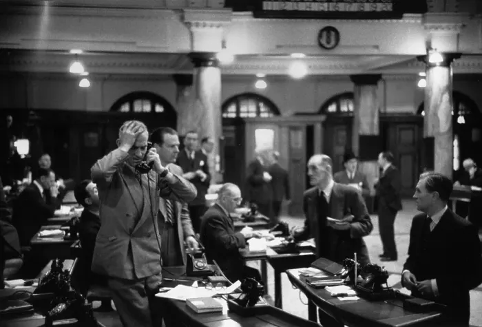 Framed Print : Trading Floor Framed Print : Trading Floor