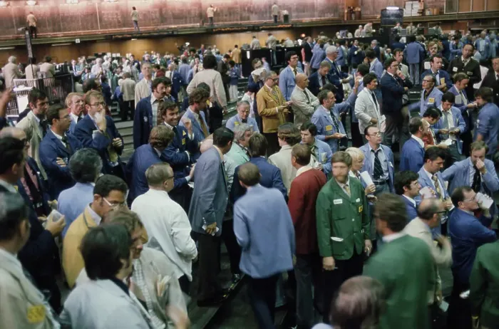 Framed Print : Trading Floor At The Chicago Board of Trade