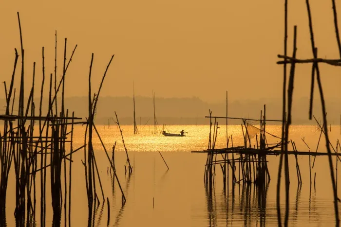 Framed Print : The traditional fishing in Huai Luang Reservoir Framed Print : The traditional fishing in Huai Luang Reservoir