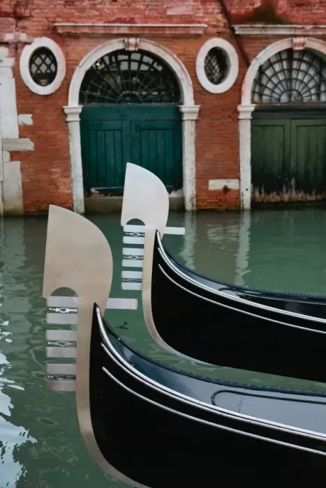 Framed Print : Traditional Gondola boats in Venice, Italy