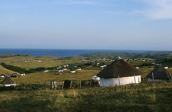 Traditional Thatch Homes (Rondawels) of Landilie