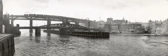Framed Print : Train Over Tyne Framed Print : Train Over Tyne