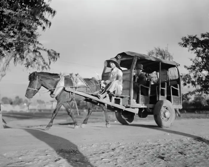 Framed Print : Transport In China
