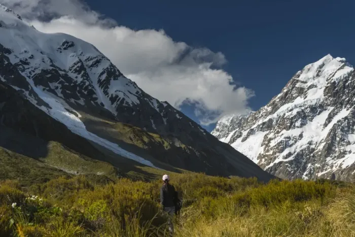 Framed Print : traveller trekking at Hooker valley, Mount Cook national park Framed Print : traveller trekking at Hooker valley, Mount Cook national park