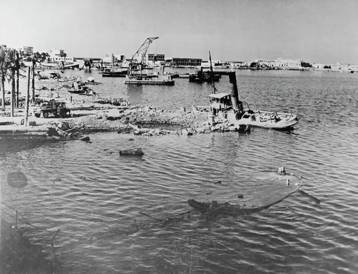 Framed Print : Tripoli Harbour, 1943 Framed Print : Tripoli Harbour, 1943