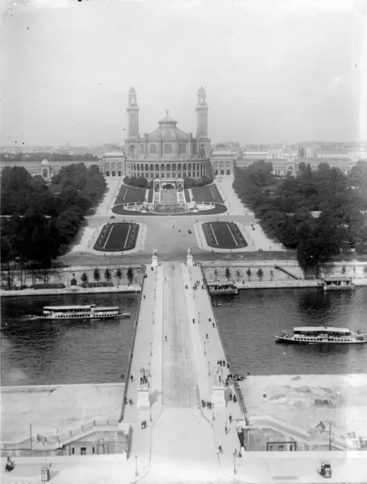 Framed Print : The Trocadero Framed Print : The Trocadero